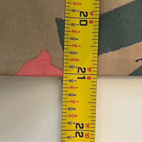 DKNY Bold Abstract Floral Print Office To Date Night Skirt NWOT Size 8 - Picture 12 of 12